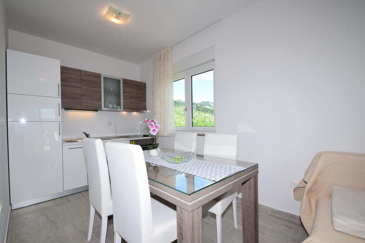 Apartment Anica Kuk Стариград-Пакленица Экстерьер фото