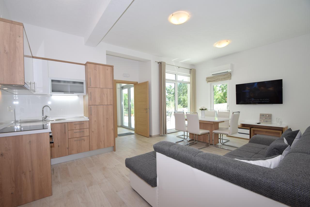 Apartment Anica Kuk Стариград-Пакленица Экстерьер фото